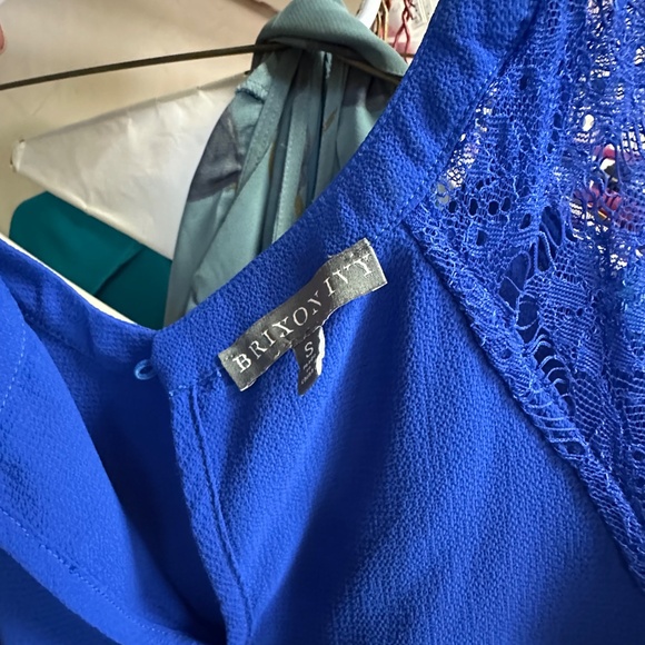 Brixon ivy bright blue flutter sleeve top - Picture 2 of 3